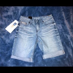 CALVIN KLEIN denim shorts! Size 4! Never worn!
